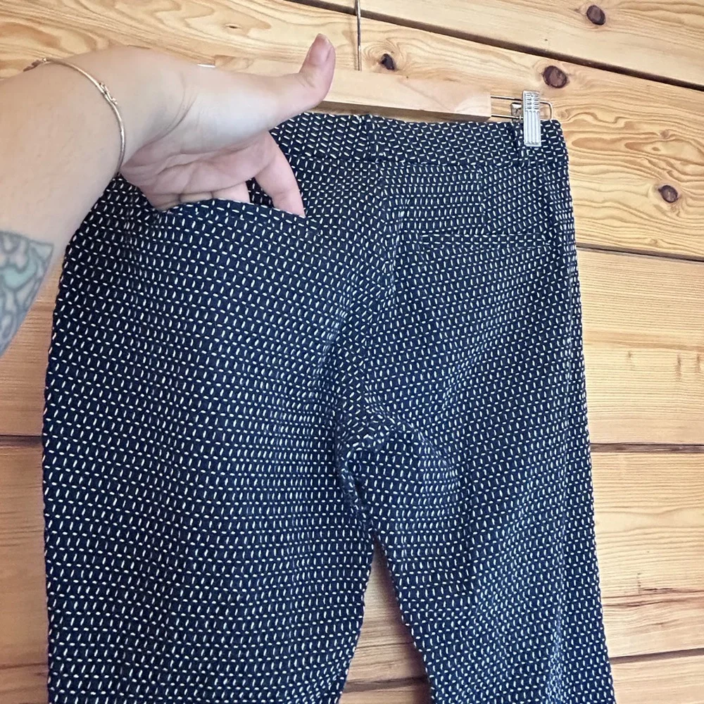 Banana Republic Sloan Petite 6 Ankle Pants Black White Stretch Capris Coastal - Picture 8 of 10